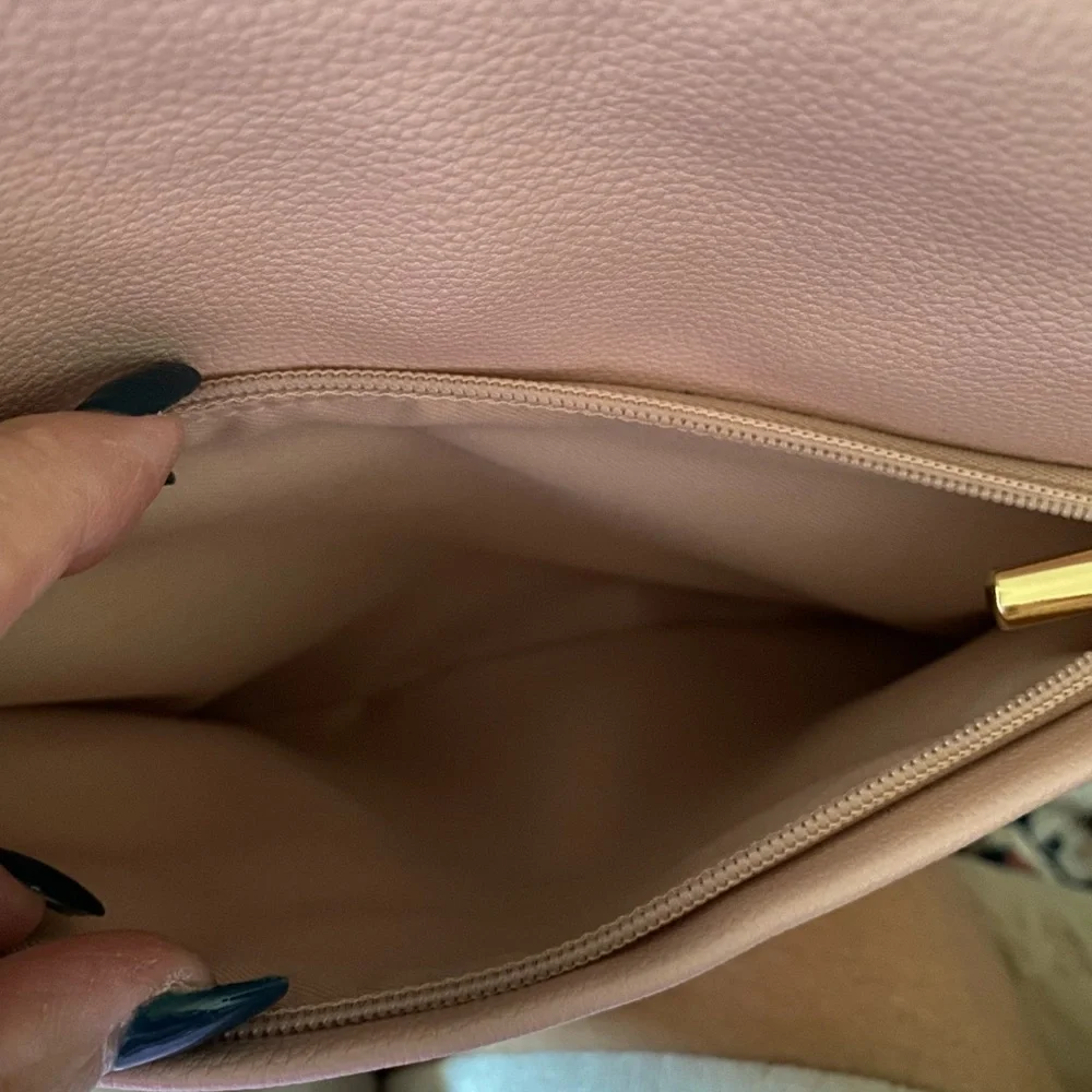 Womens pink leather crossbody bag - Picture 5 of 5